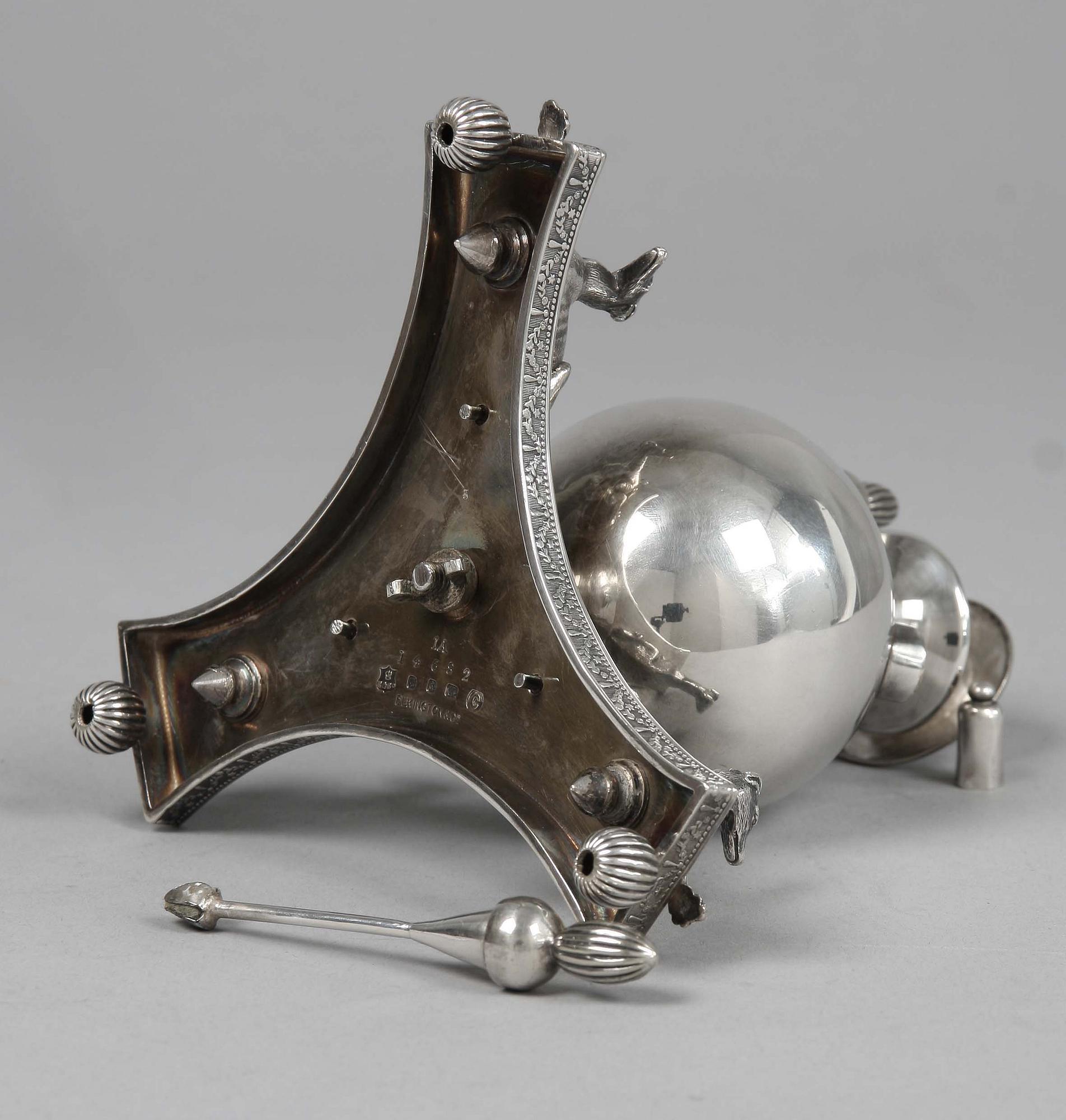 OLJELAMPA, Pläter. Elkington, 1800-talets mitt.