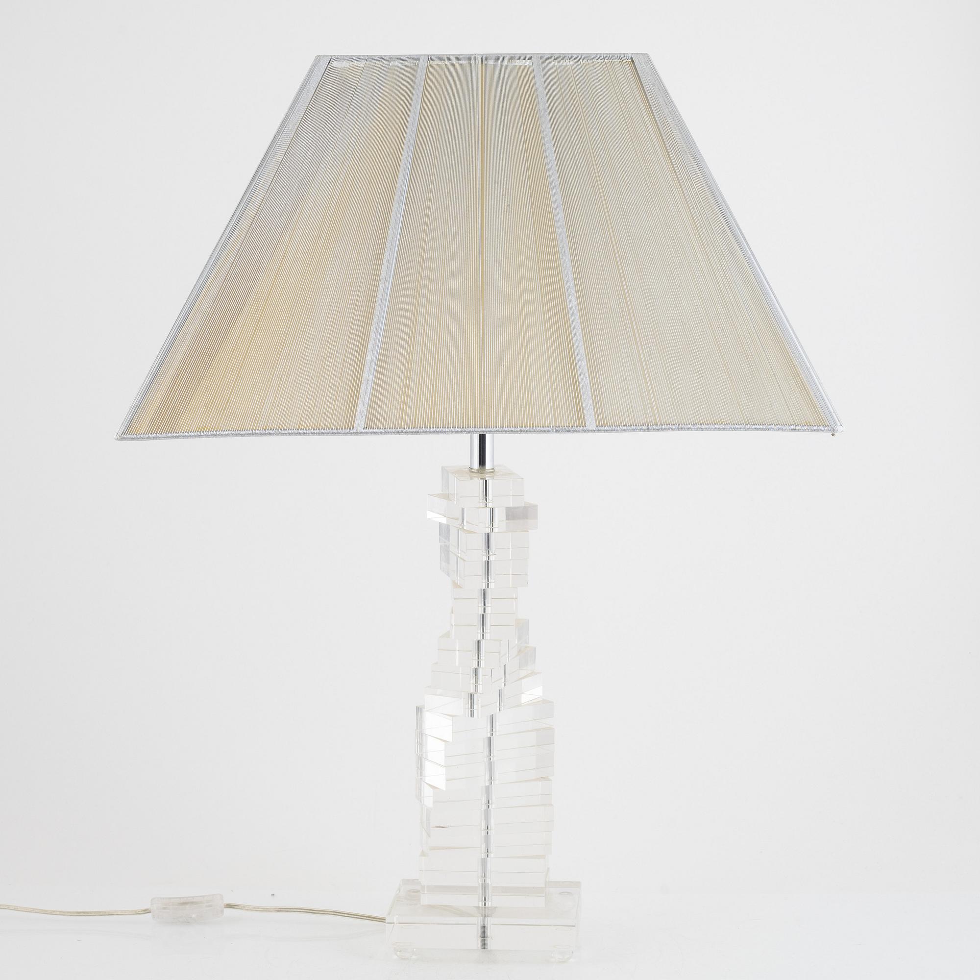 Table lamps, a pair, late 20th century.