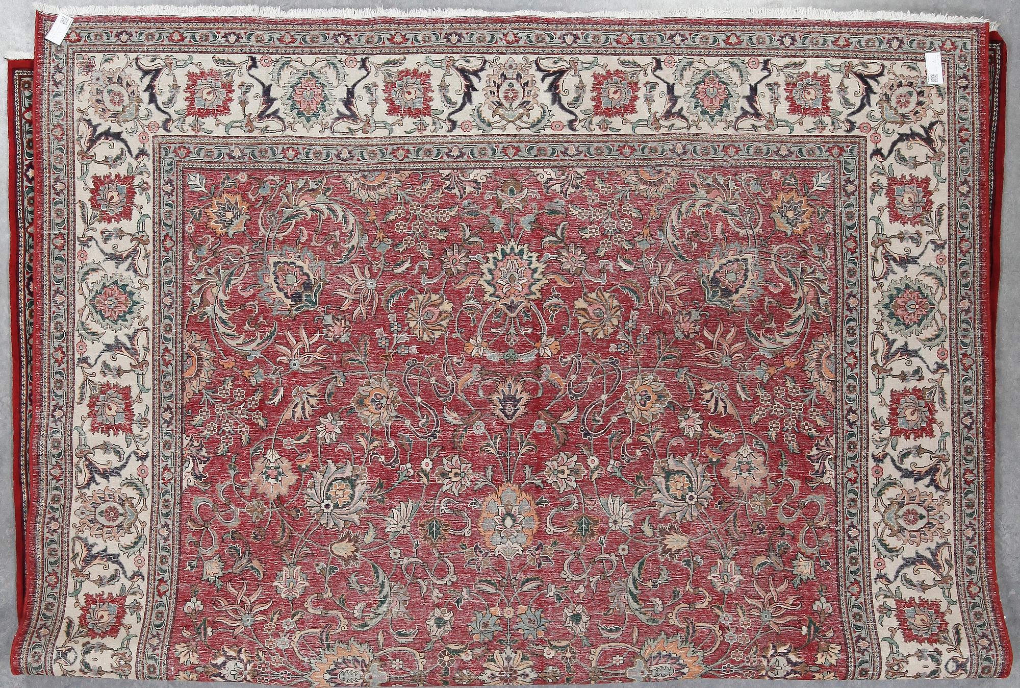 MATTA Täbris, ca 395x285 cm.