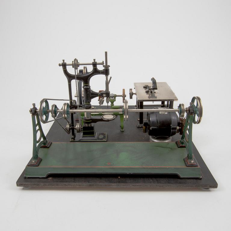 A Doll & Cie steam engine Germany 1930s.