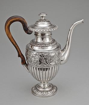 KAFFEKANNA, silver, empire, Otto Wilhelm Kjellberg, 1841, Västerås. Vikt tot 1140g.