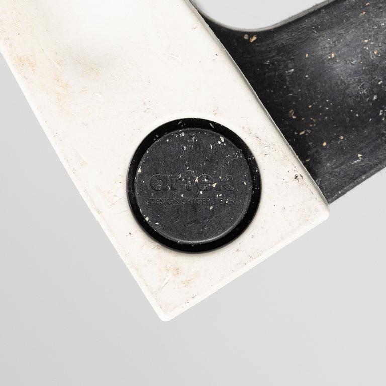 Shigeru Ban, stool/chair, "10-unit" system, Artek, 21st century.