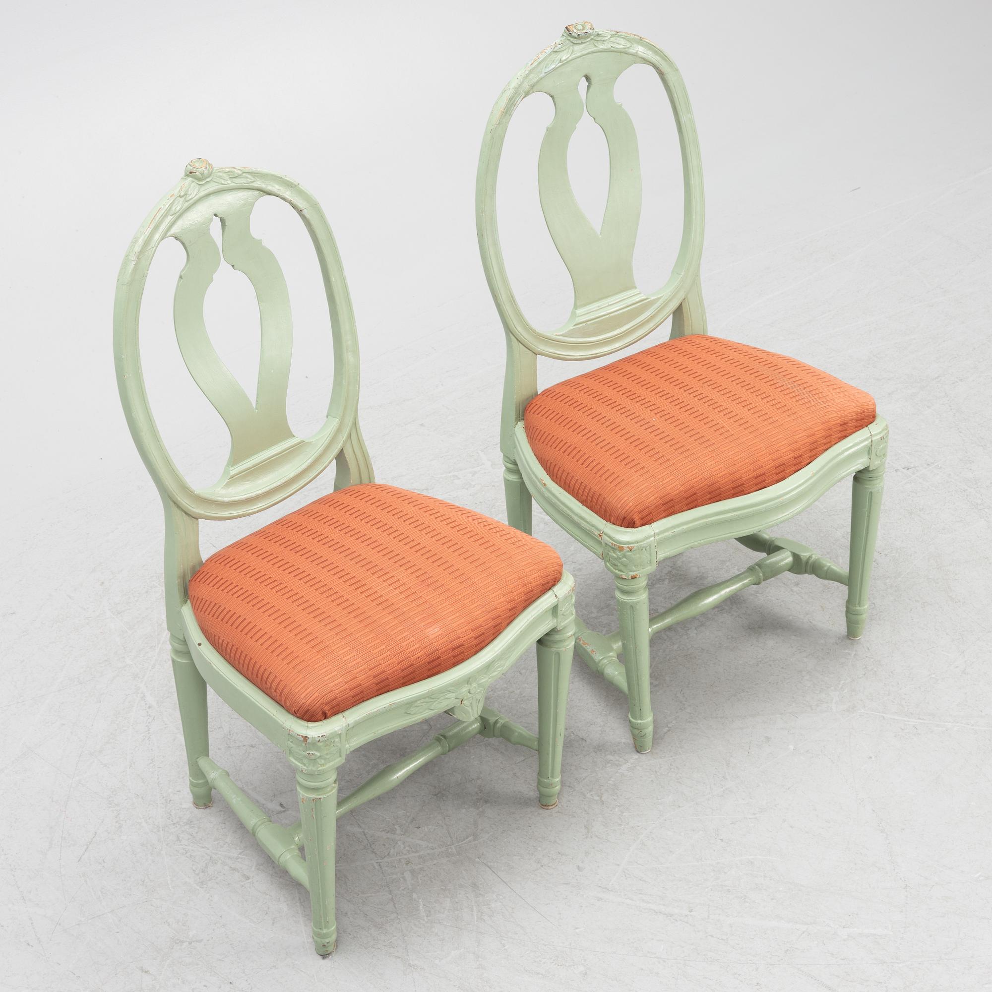 Stolar, två stycken, en av Johan Erik Höglander (mästare i Stockholm 1777-1813), Gustavianska, sent 1700-tal.