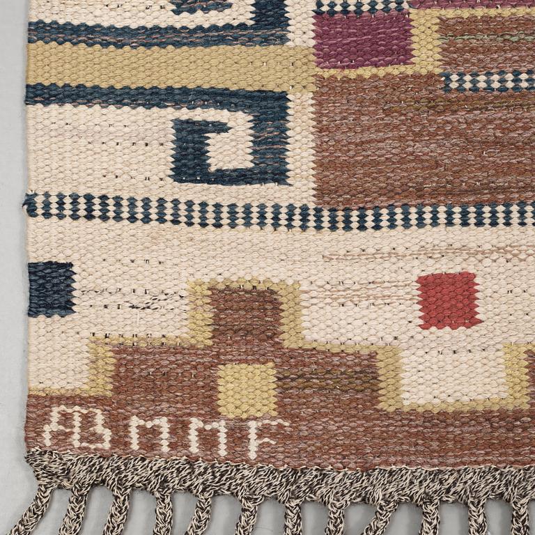 CARPET. "Bruna heden". Flat weave. 245 x 172 cm. Signed AB MMF.