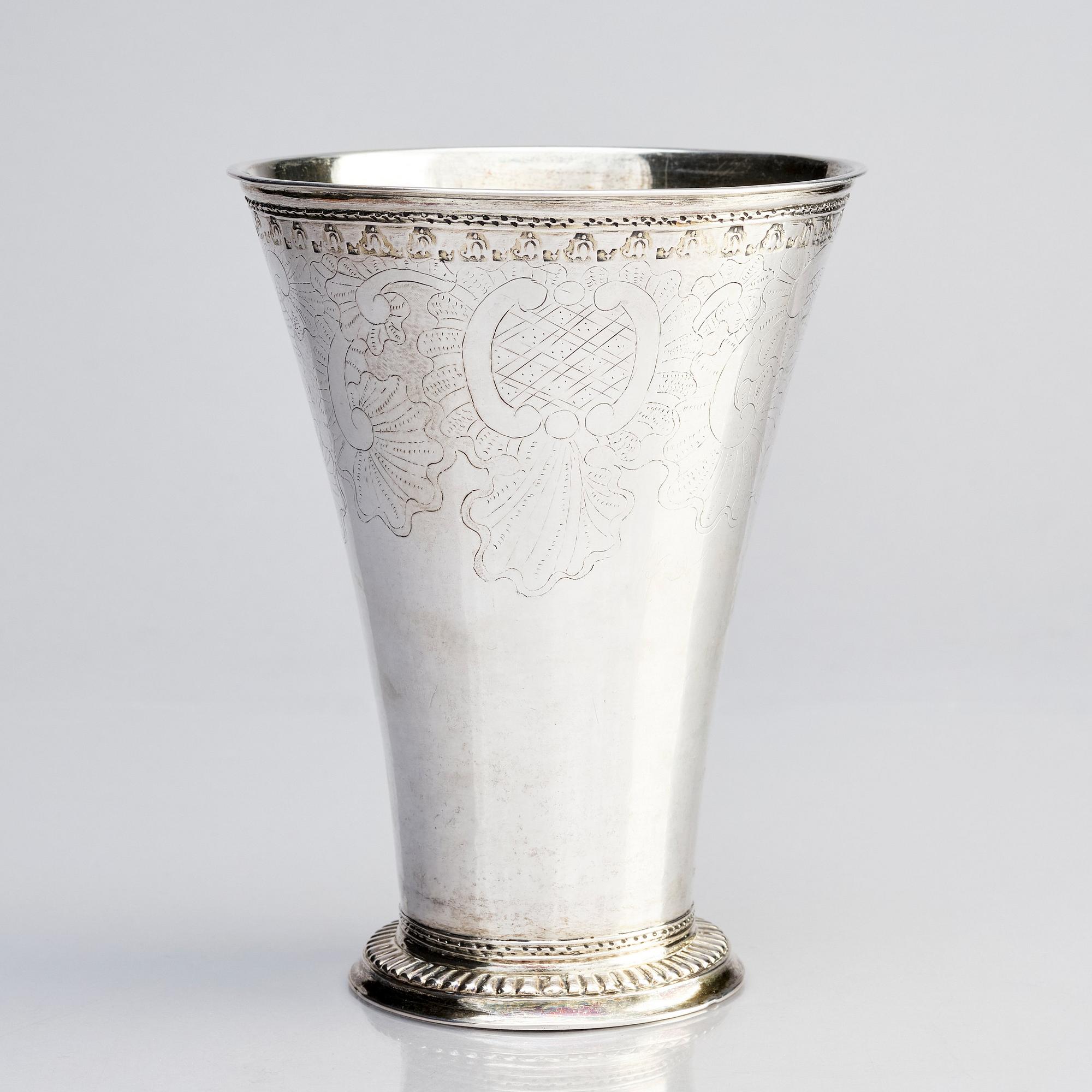 Carl Fahlberg, bägare, delvis förgyllt silver,  Uppsala 1771. Rokoko.