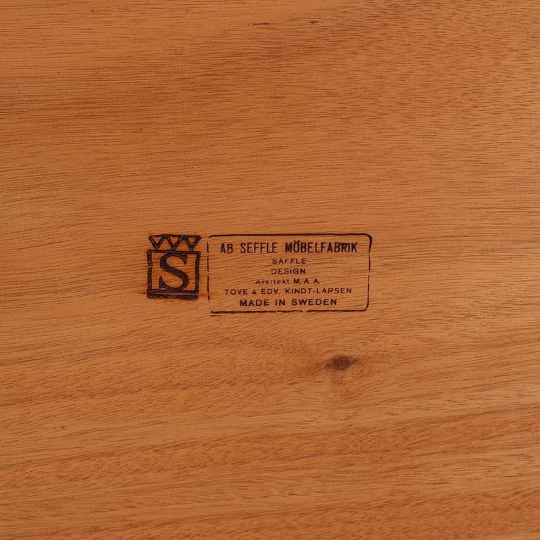 A teak coffee table by Tove & Edvard Kindt-Larsen, Seffle, 1960's.