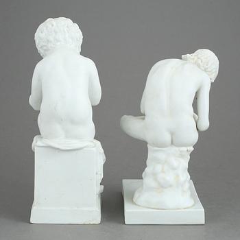 FIGURINER, 2 st, parian, omkring sekelskiftet 1900.