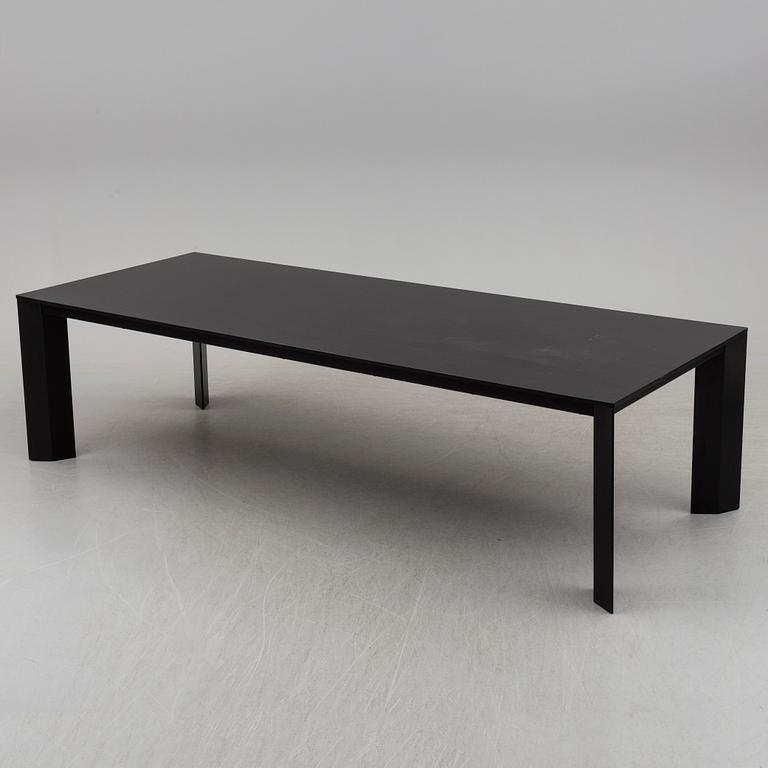 A 2008 table by Piero Lissoni for Porro, Italy.