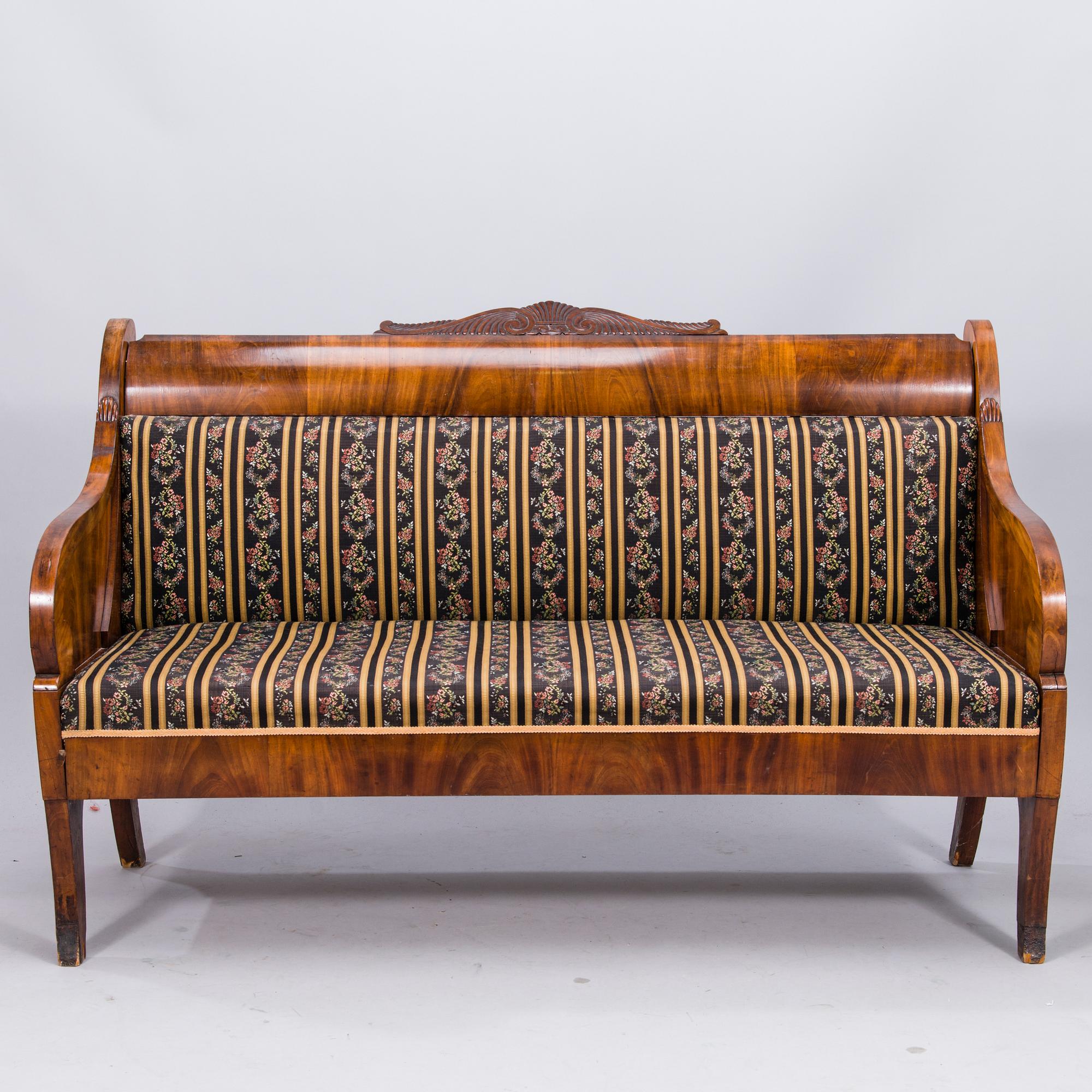 SOFFA, Biedermeier 1800-talets första hälft.