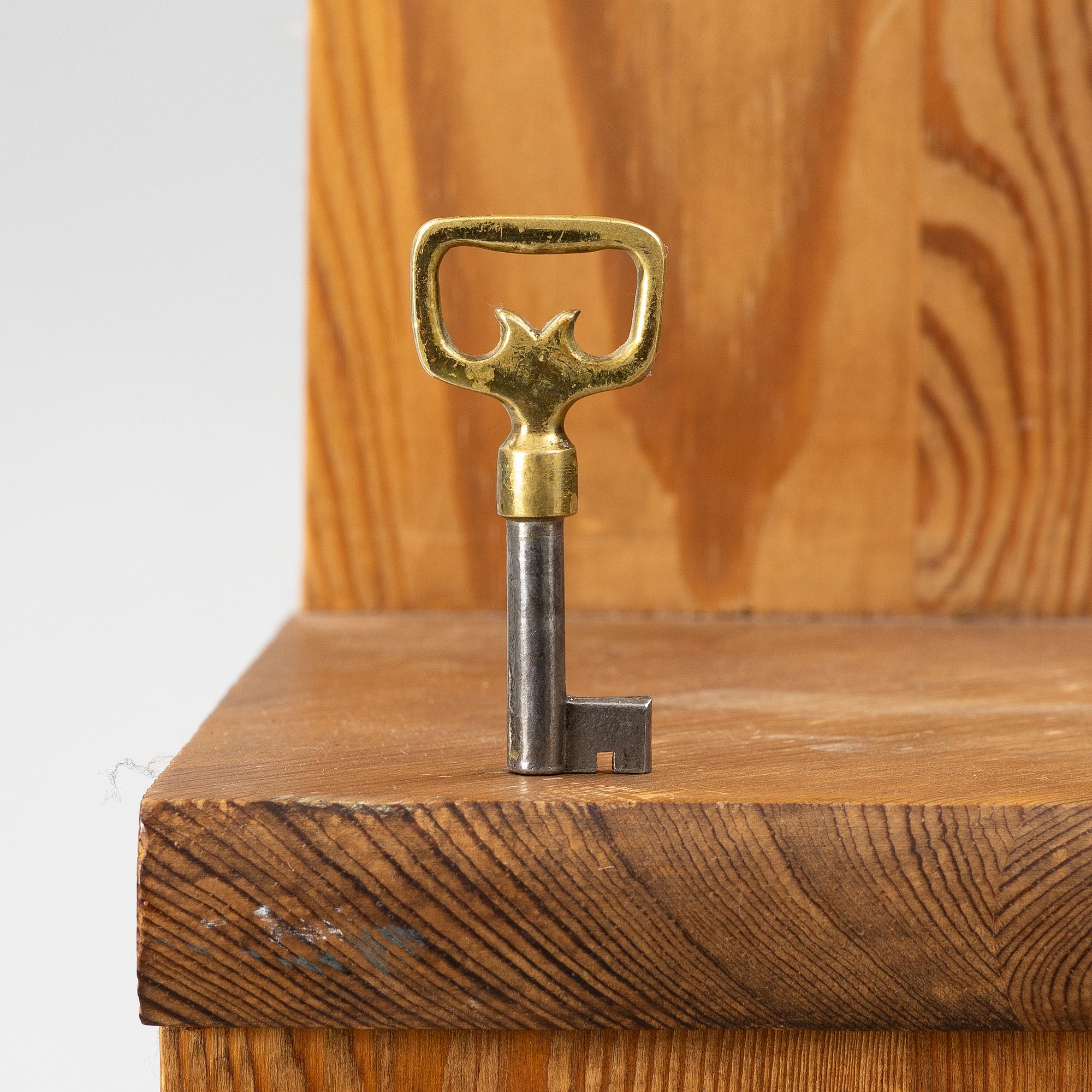 Göran Malmvall, a corner cabinet model "809" from the "Svensk Fur" series, Karl Andersson & Söner, Huskvarna, 1950s.