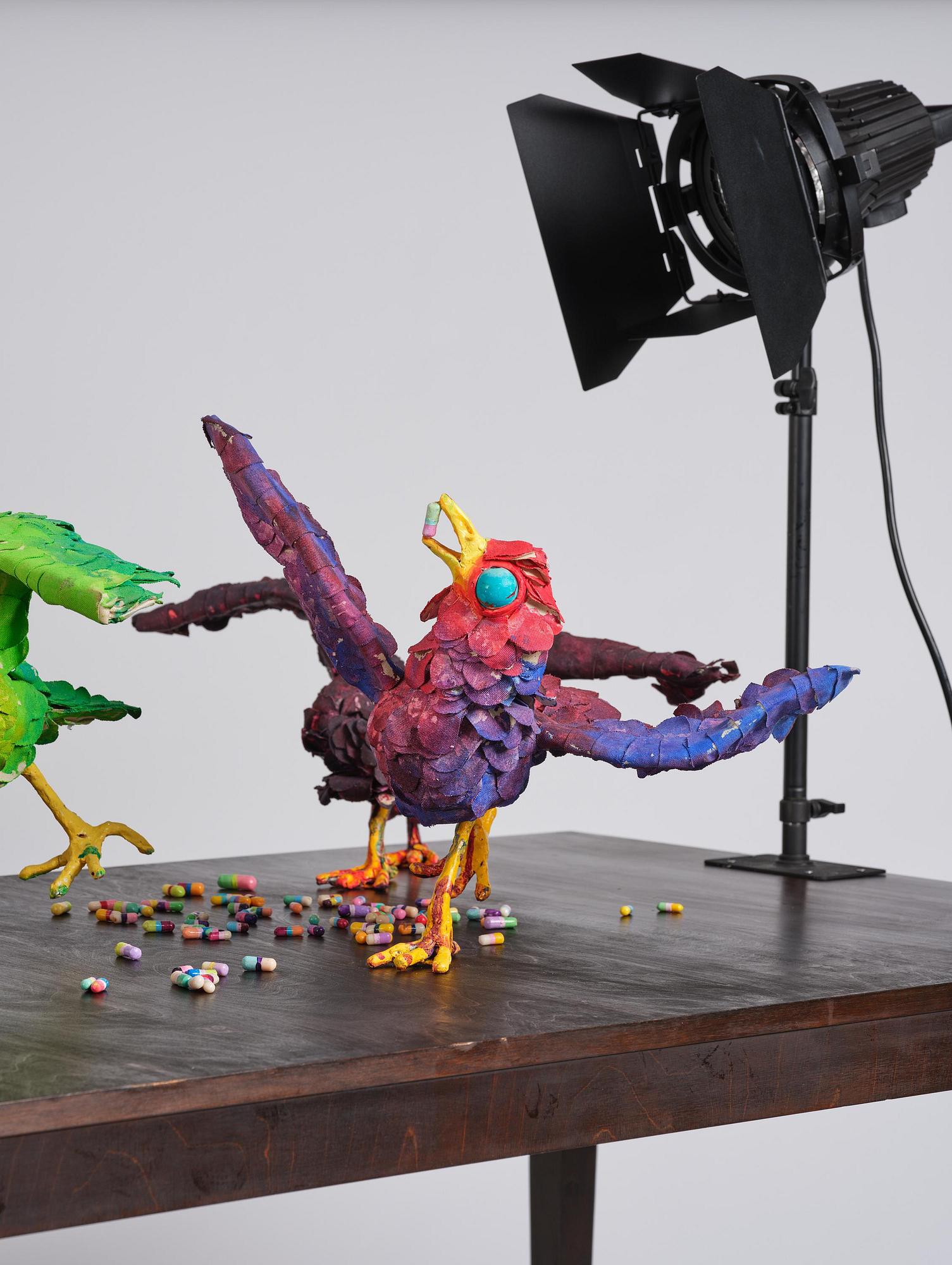 Nathalie Djurberg & Hans Berg, "A Thief Caught in the Act (Flock of Birds)".