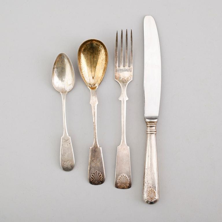 BESTICK,  silver, 19 delar, Finland, 1900-tal. Total vikt ca 725 g.