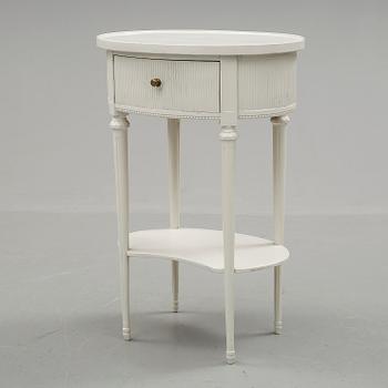 BORD, gustaviansk stil. 1900-talets första hälft.