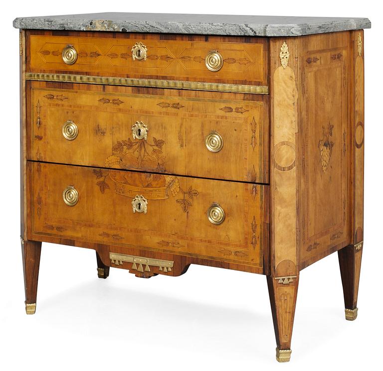 A Gustavian commode.