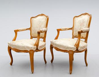 KARMSTOLAR, 1 par, rokokostil, 1900-talets mitt.