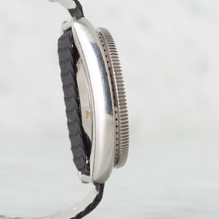 SEIKO, "Tre Kronor / Three Crowns".