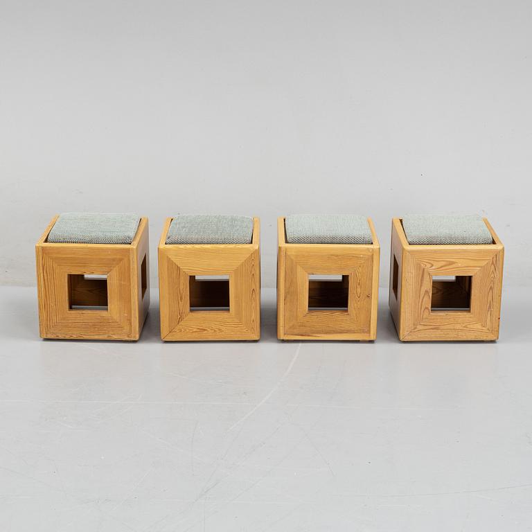 Barnmöbler, fåtölj och pallar, 4 st, 1970-tal.