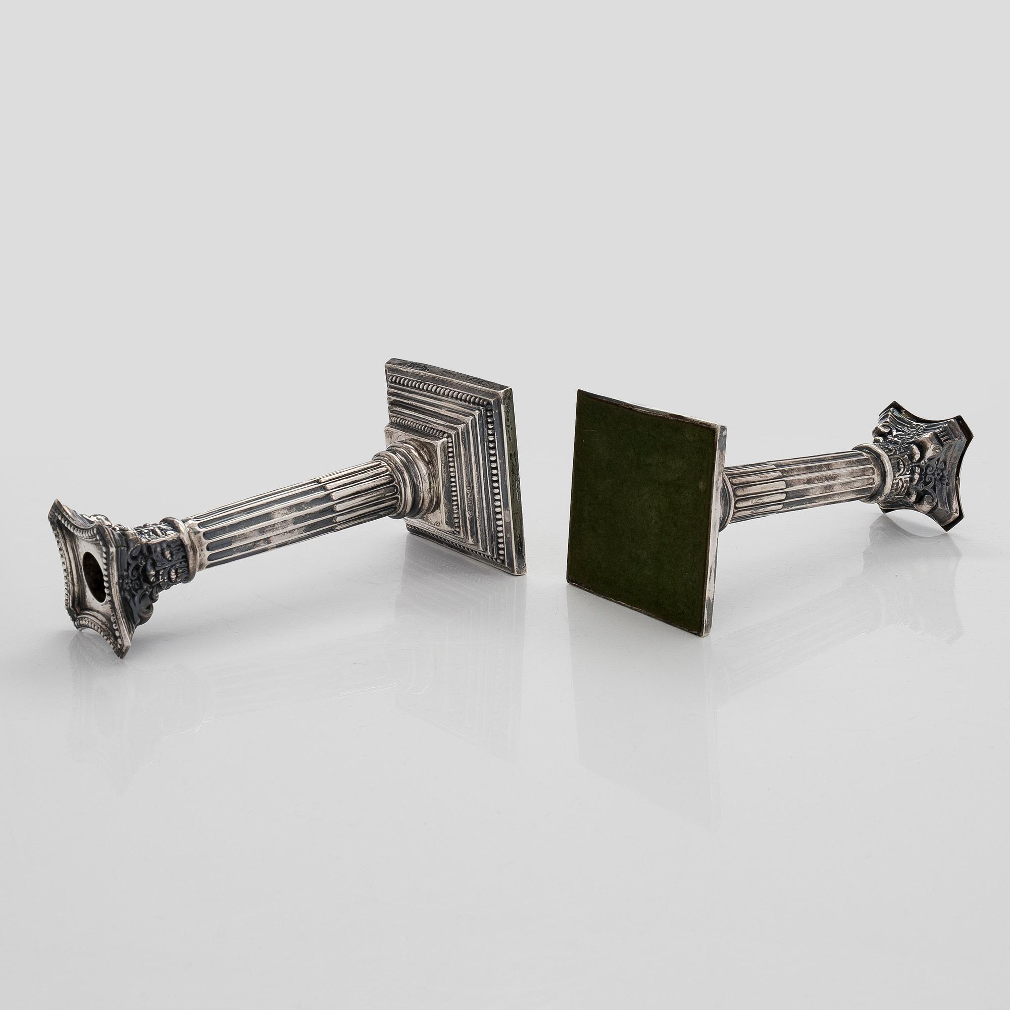A pair of silver candlesticks, Birmingham, England 1969.