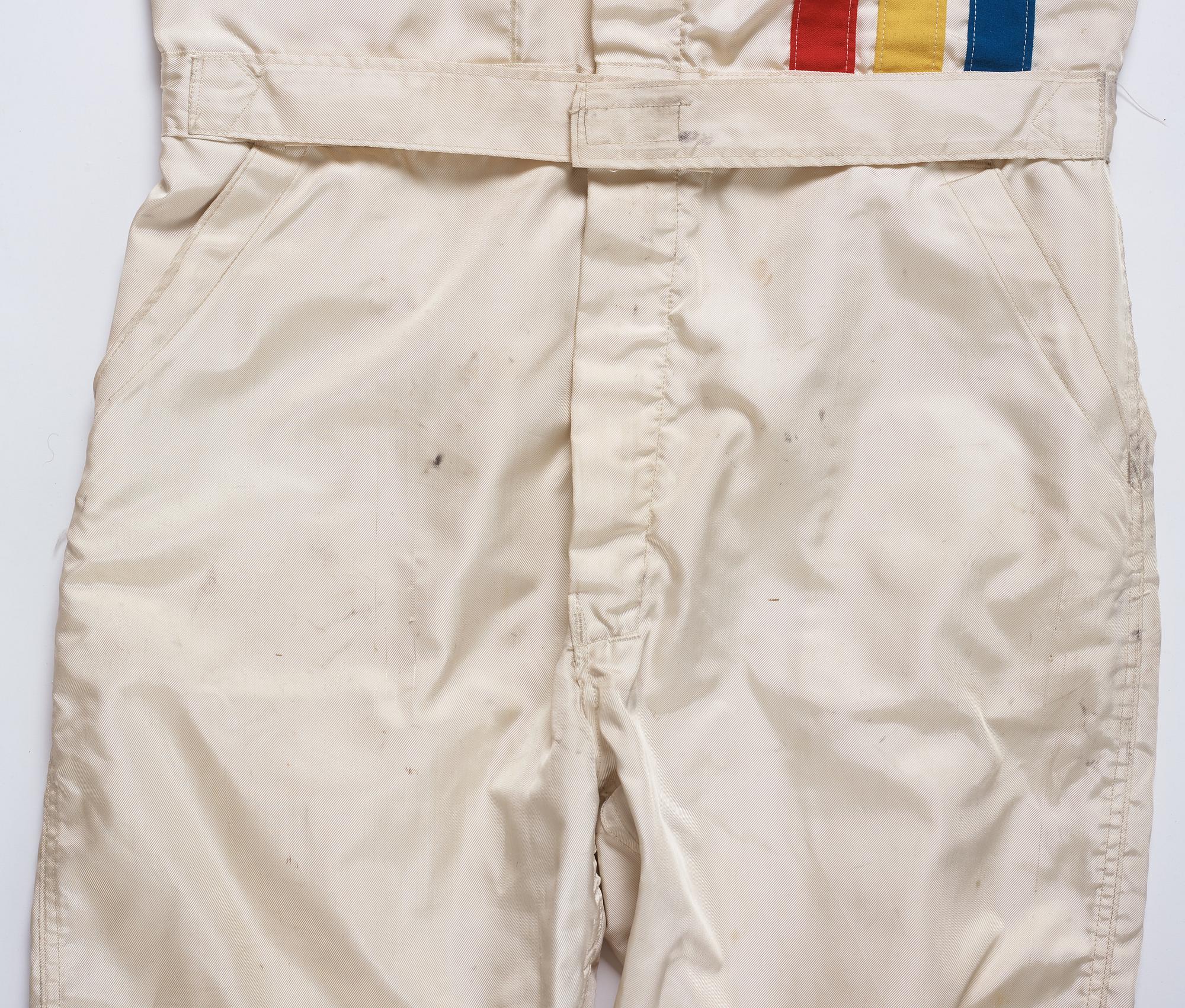Ronnie Petersons raceroverall från 1977.