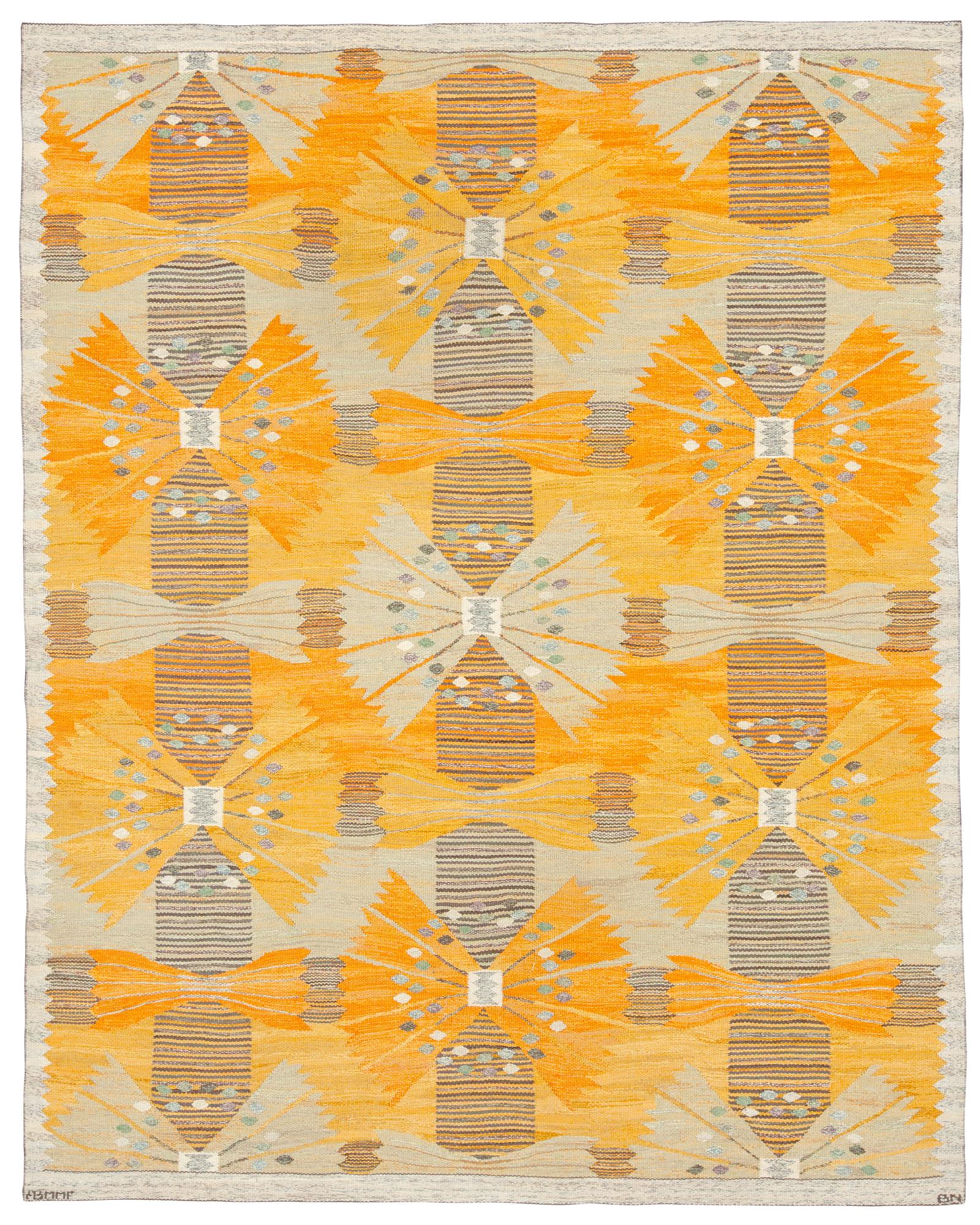 MATTA. "Park gulorange". Gobelängteknik. 284,5 x 226,5 cm. Signerad AB MMF BN.