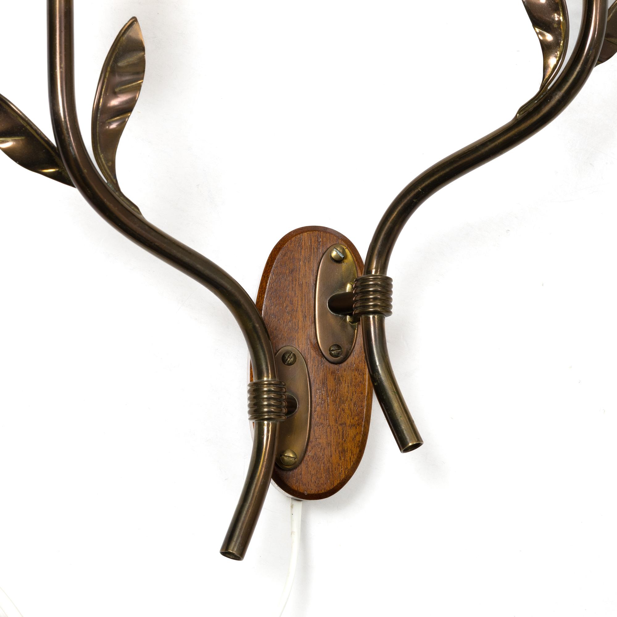 Harald Notini, a wall lamp, Arvid Böhlmarks Lampfabrik, Stockholm, 1950s.