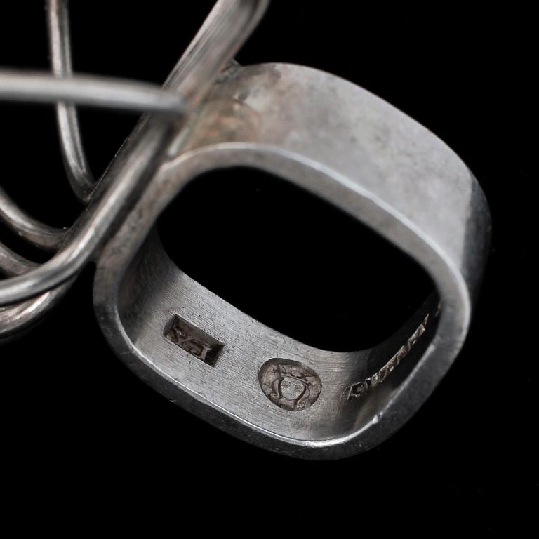 RING, silver, 1971. Oidentifierad smed. Ca 34g.