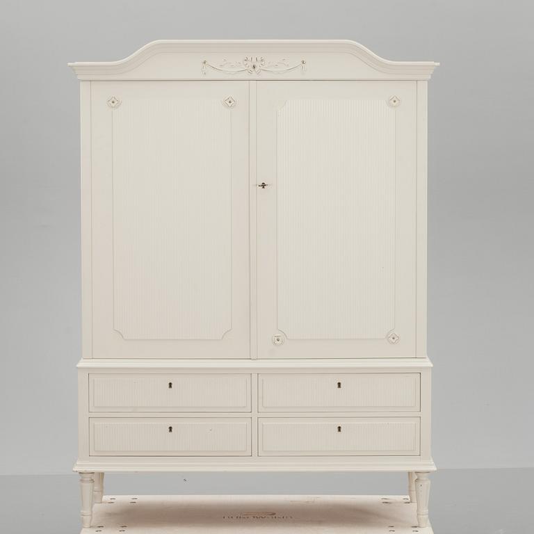 MATSALSMÖBLEMANG, 9 delar, gustaviansk stil, 1900-talets slut.