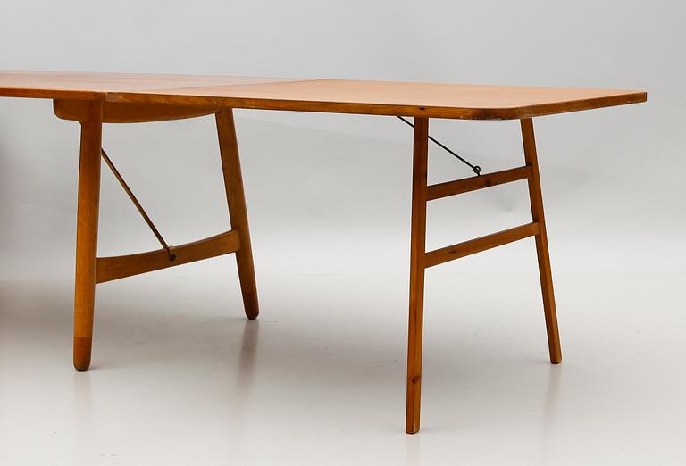 BORD, "Hunting table", Börge Mogensen, Søborg Møbelfabrik, Danmark, 1950-tal.