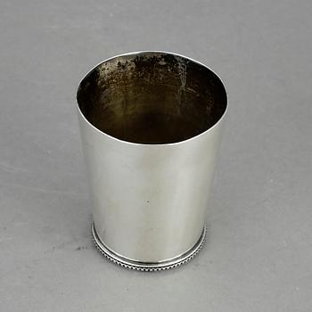 BÄGARE, silver, Wiwen Nilsson, Lund, 1940. Vikt 120g.