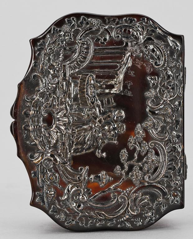 SNUSDOSA, sköldpadd och silver, senbarock, 1700-talets mitt.