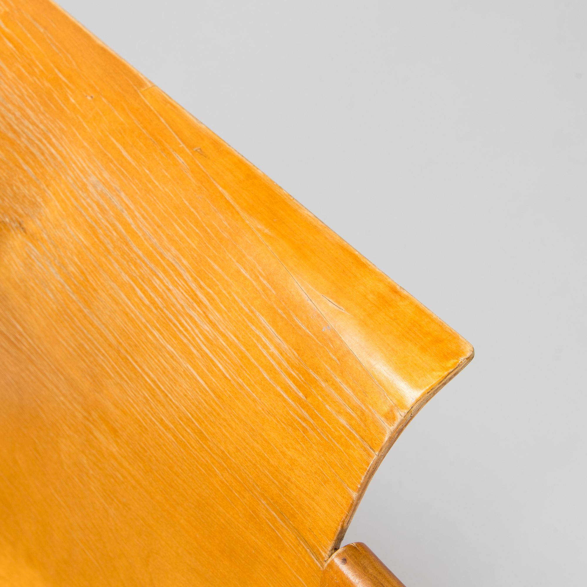 Alvar Aalto, a pair of 1940's '31' armchairs for, O.Y. Huonekalu- ja Rakennustyötehdas A.B.