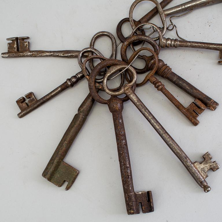 A set of ten 17th/18th century iron keys.