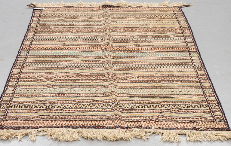 Rug, Kilim Esfarayen, ca 210 x 150 cm.