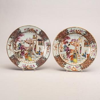 Tallrikar 5 st snarlika Kina Qianlong/Jiaqing porslin.