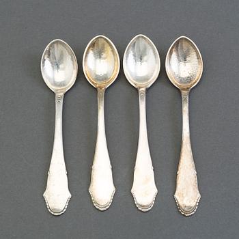 31 silver coffee spoons from Deanmark, 1926-59.