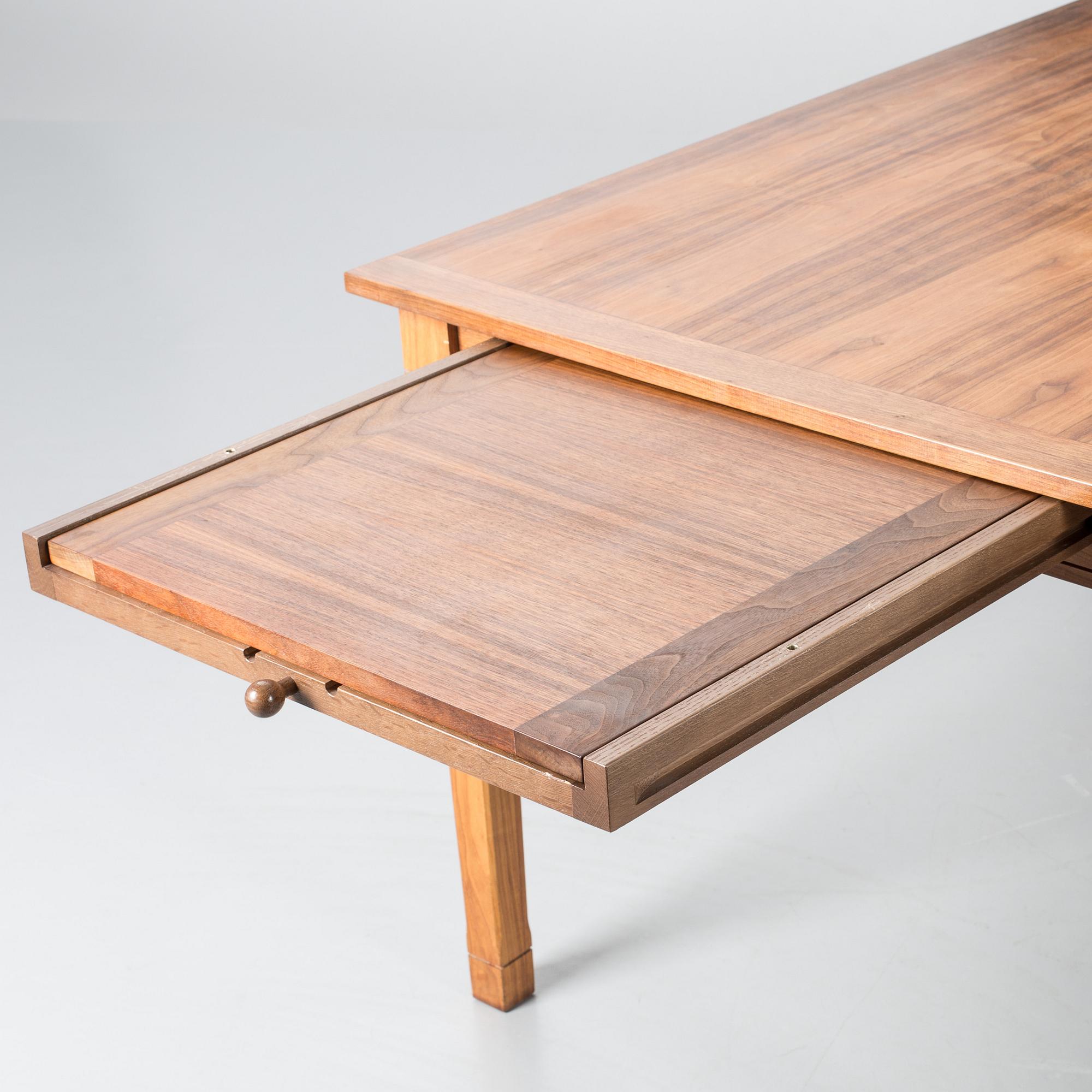 MATBORD, Design Anika Reuterswärd för Fogia. 2000-tal.