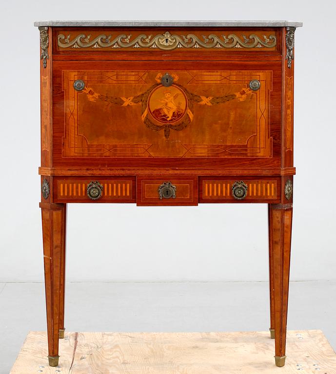 SEKRETÄR. Gustaviansk stil, 1900-talets mitt.