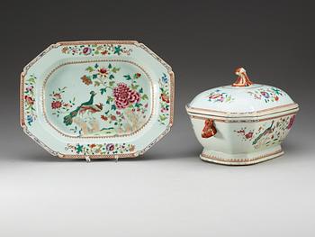 TERRIN med LOCK och FAT, kompaniporslin. Qing dynastin, Qianlong (1736-95).