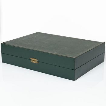 Gucci, A set of six vintage christmas mugs.