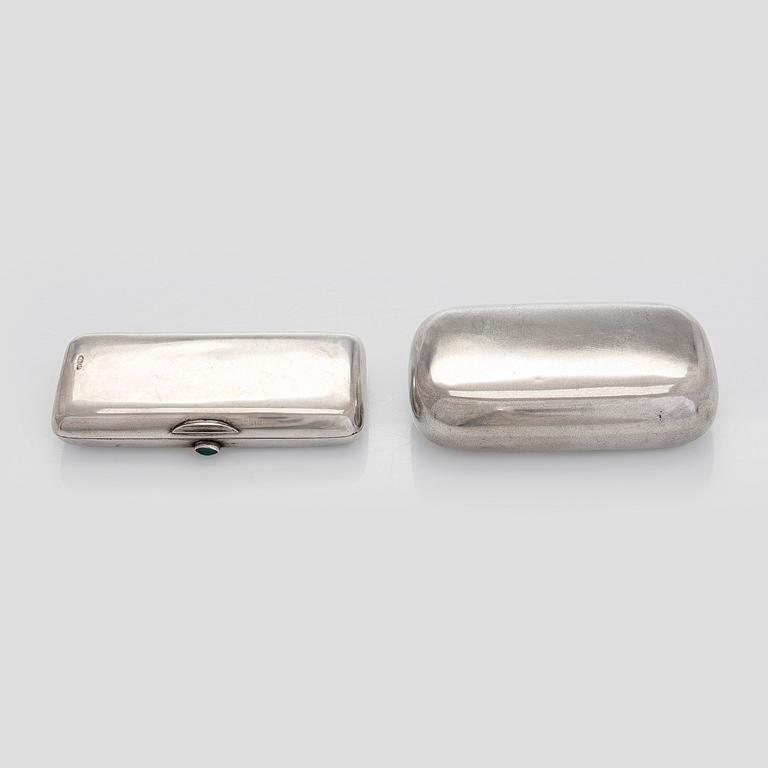 Two silver étuis, Saint Petersburg 1873 and Moscow 1908-1926.