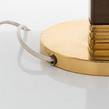 Paavo Tynell, A mid 20th century '5066' desk lamp for Taito Oy, Finland.