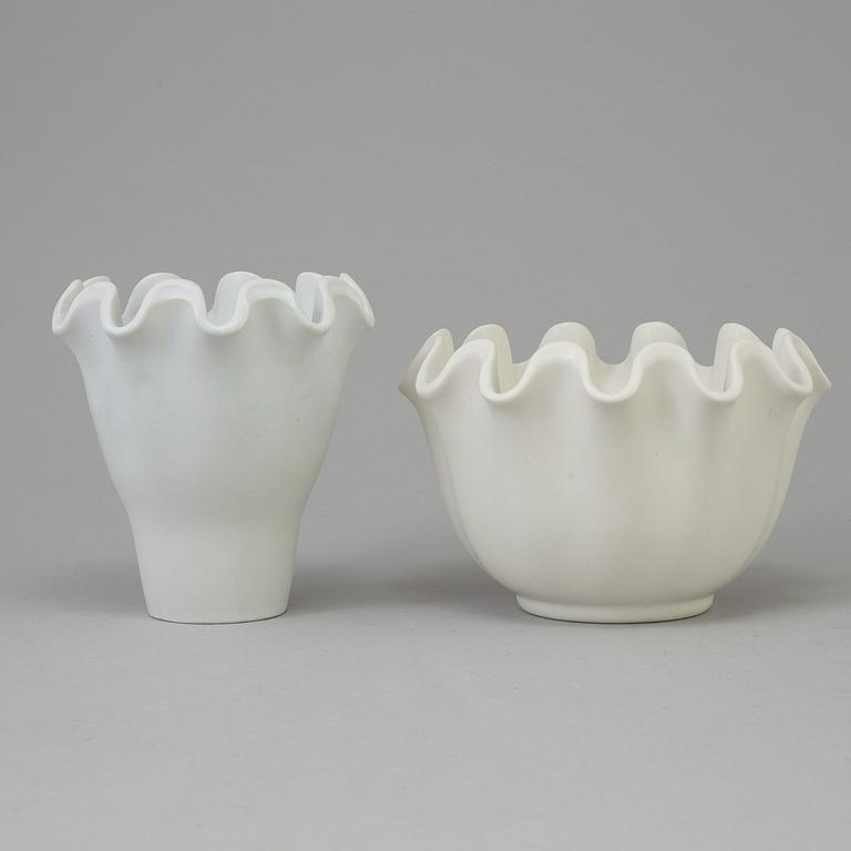 WILHELM KÅGE, four bowls, Carrara "Våga", from Gustavsberg.