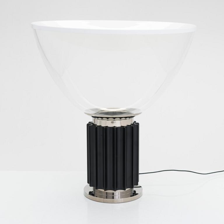 Achille Castiglioni, & Pier Giacomo, bordslampa "Taccia 121 (small)" för Flos, Italien.