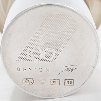 Tapio Wirkkala, maljakko, sterlinghopeaa, "Kasvu", Kultakeskus Oy, Hämeenlinna 1990.,