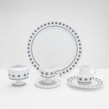 Tapio Wirkkala, a 26-piece porcelain coffee set 'Composition / Jääkukka', Rosenthal Studio-linie.