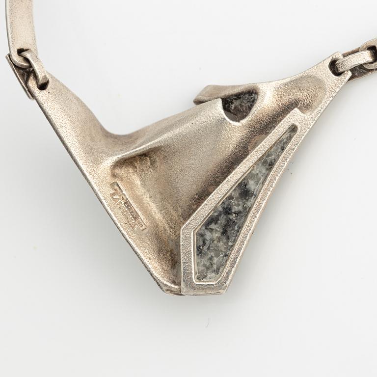 Lapponia necklace sterling silver with granite "Cormoran", designed by Björn Weckström, 1990.