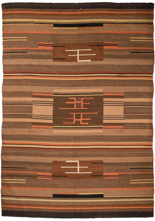 KARVALANKAMATTO, Suomi, 1930-luku. Noin 353x249 cm.