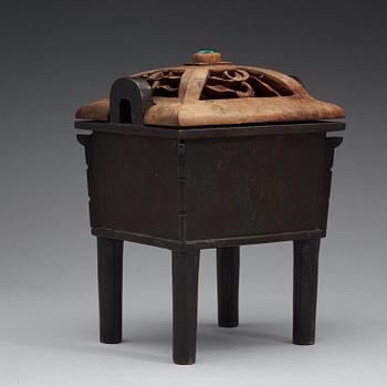 A bronze censer, Ming dynasty (1368-1644).