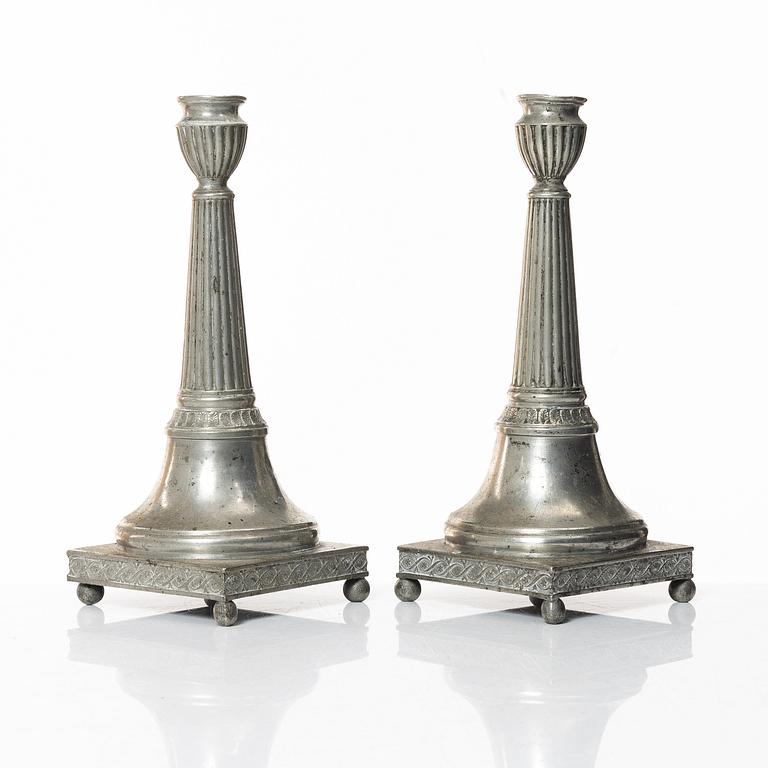 Nils Erik Justelius, ljusstakar, ett par, tenn, Eksjö 1812.