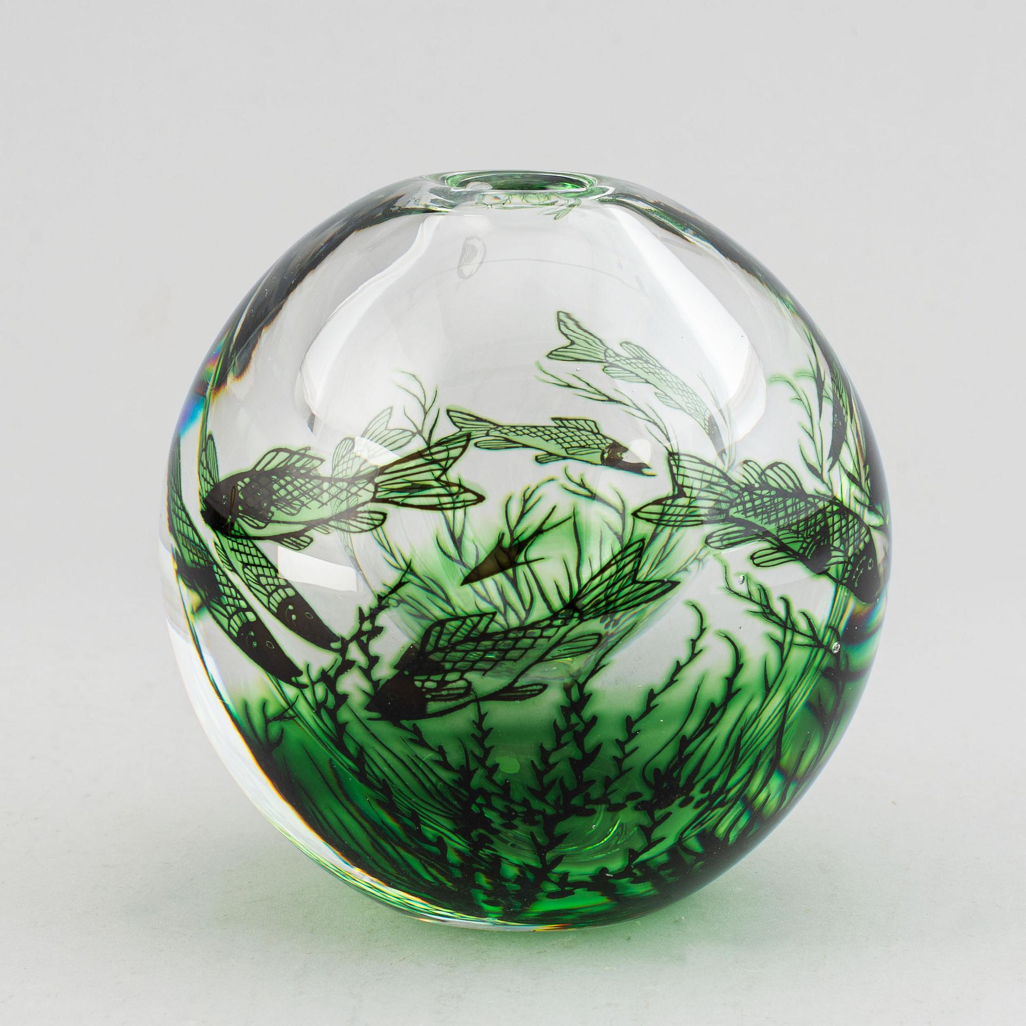 Edward Hald, a 'Fiskgraal' glass vase, Orrefors.